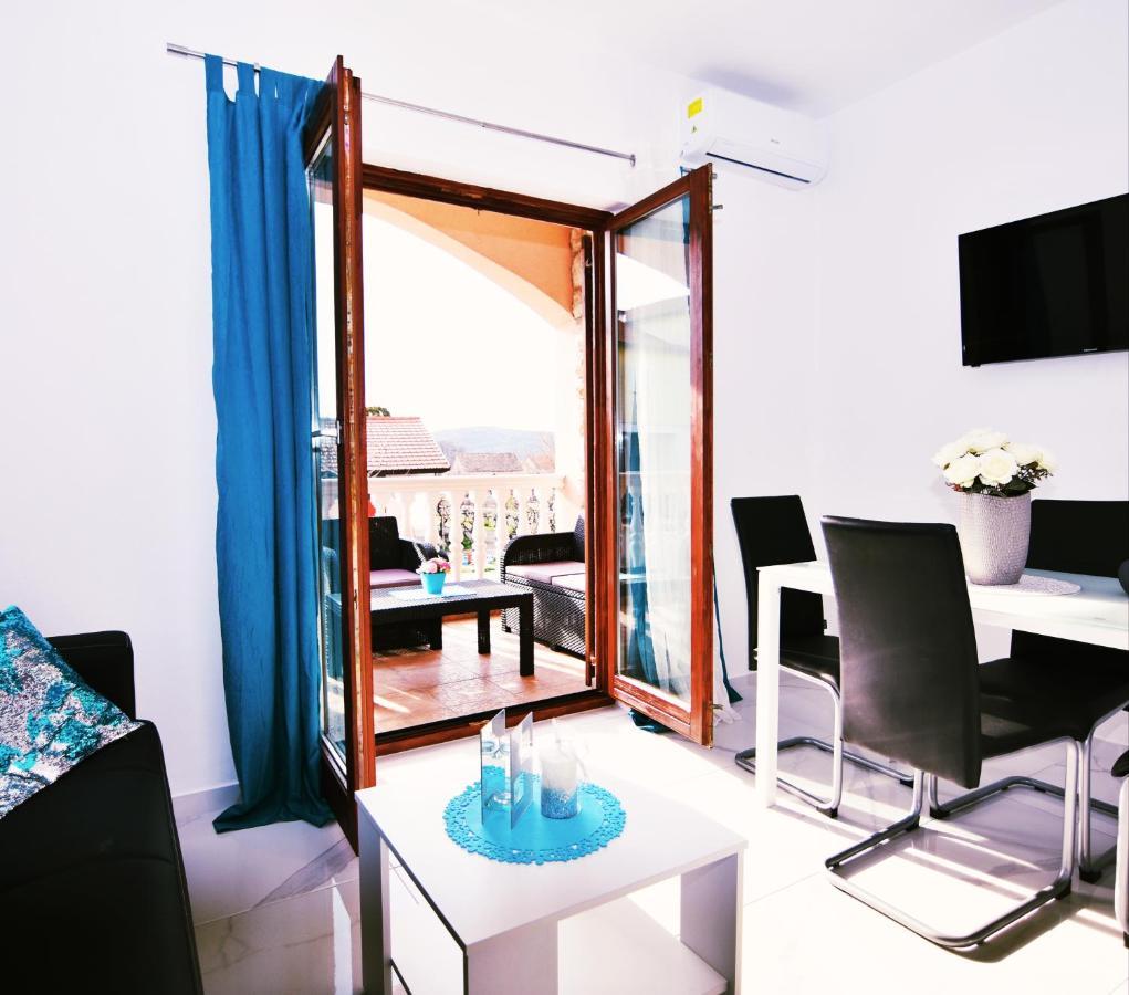 Apartments Samac Sibenik Exterior photo