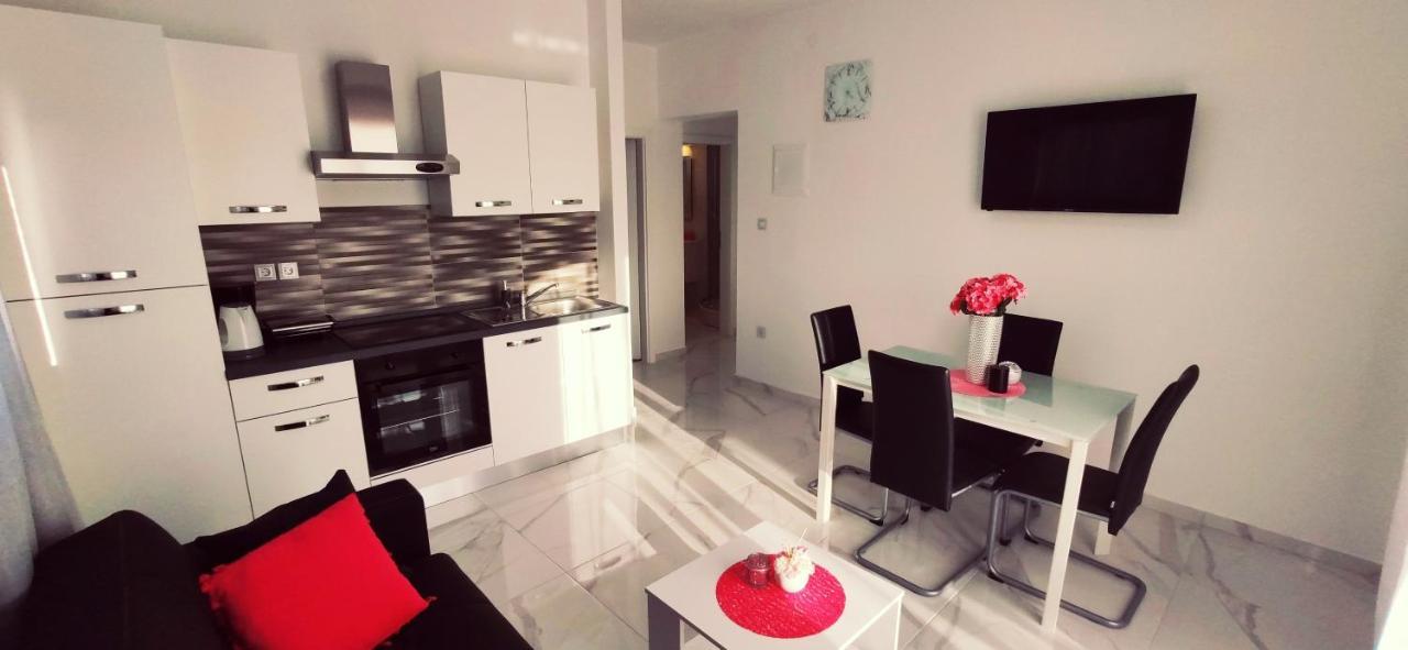 Apartments Samac Sibenik Exterior photo
